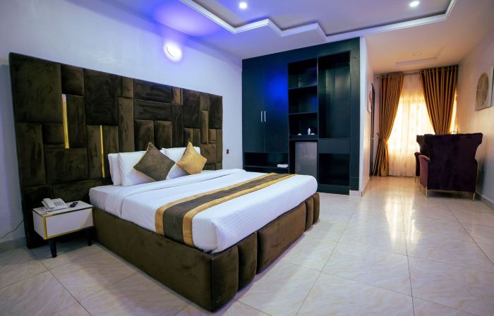 247 Luxury Hotel & Apartment Ajah