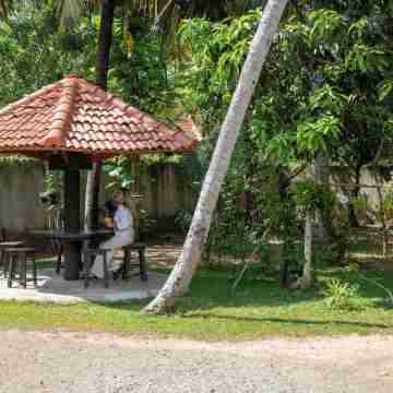 SurfBayVilla Hotel Exterior