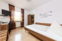 Hotel Bavaria Hotels in Mamming