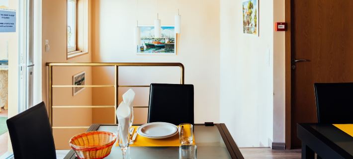 Happy House Hotels in Faro