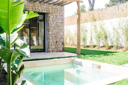 Villa Alemagou Отели рядом с достопримечательностью «Pampelonne Beach»