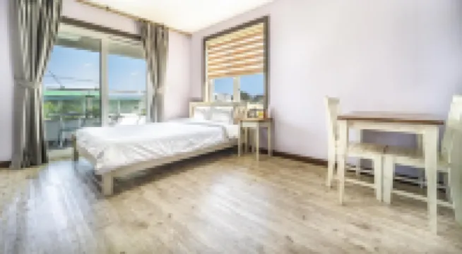 Seogwipo Myhalftime Pension Hôtels à proximité de : Plage de Pyoseon