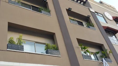 Intellectual Inn, Bahria Town