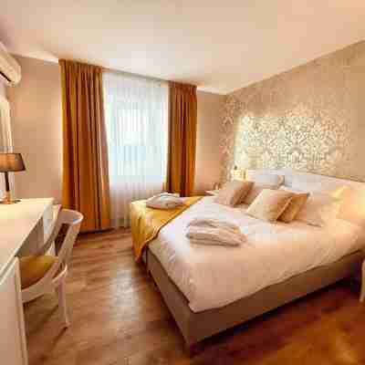 Le Royal Picardie Rooms