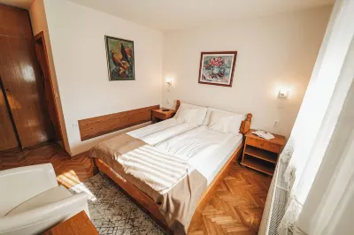 B&B Passage Hotels near Omladinski Park