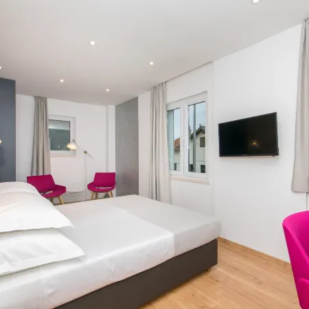 Ora Luxury Rooms