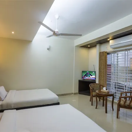 Hotel Holy Gate
