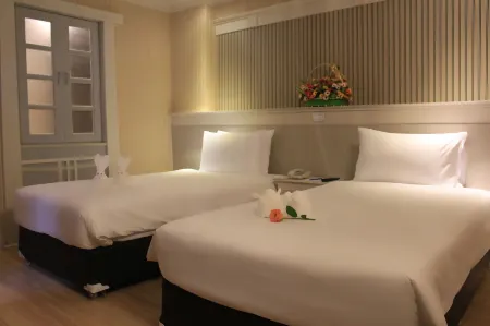 โรงแรมวีวิช