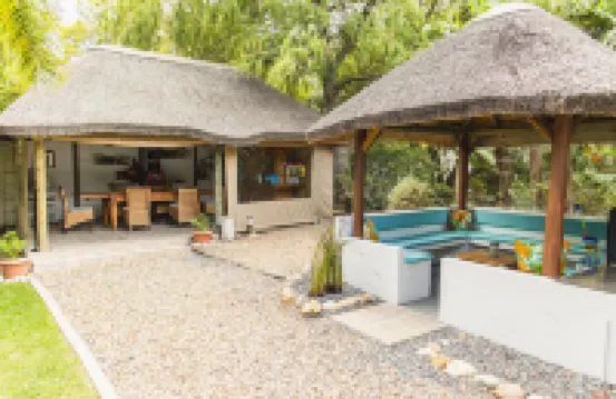 Khashamongo B & B Hotels near Oudhuis Centre
