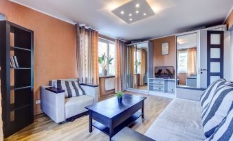 AG Apartment Bolshevikov 5