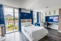 Destiny Student - Holyrood (Brae House)