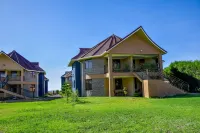 Jaqanaz Resort Hotels in Naro Moru