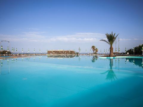 Suvaki Resort