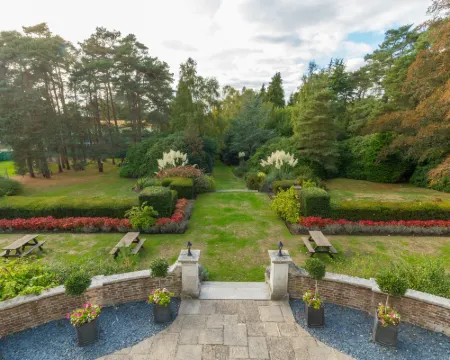 Gorse Hill Hotel Hotels in Woking