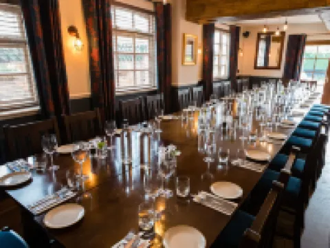 The Old Fourpenny Hotel Hotels in Warwick