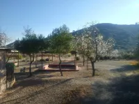 Espai Natural la Comanglora فنادق في Mollerussa