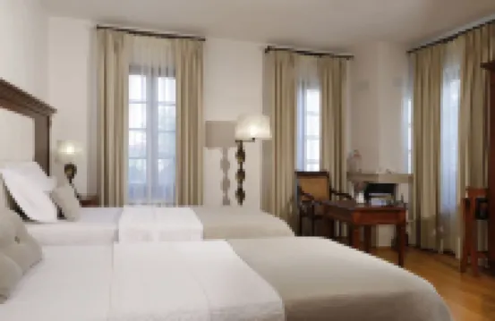 YundAntik Cunda Konaklari