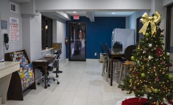 Travelers Inn