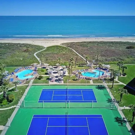 Royale Beach and Tennis Club