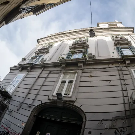 Le 4 Stagioni Dante's Suites H Napoli Centro, by ClaPa Group