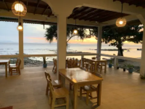 Pulau Weh Paradise Hotels in Sukakarya