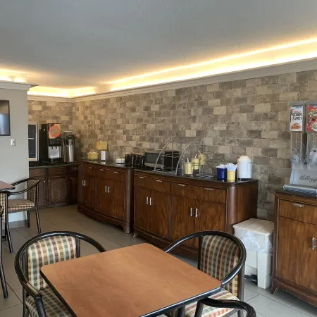 Days Inn by Wyndham Jonesboro AR