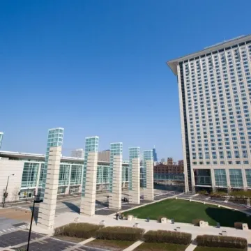 Holiday Inn & Suites CHICAGO-DOWNTOWN by IHG Hotels near Willis Tower