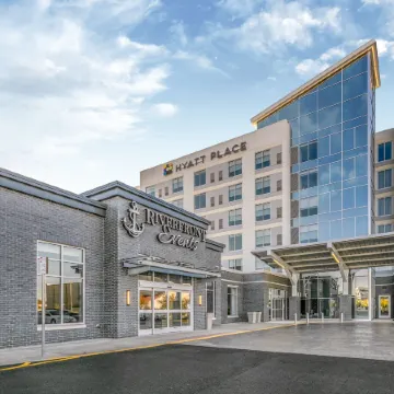 Hyatt Place Wilmington Riverfront
