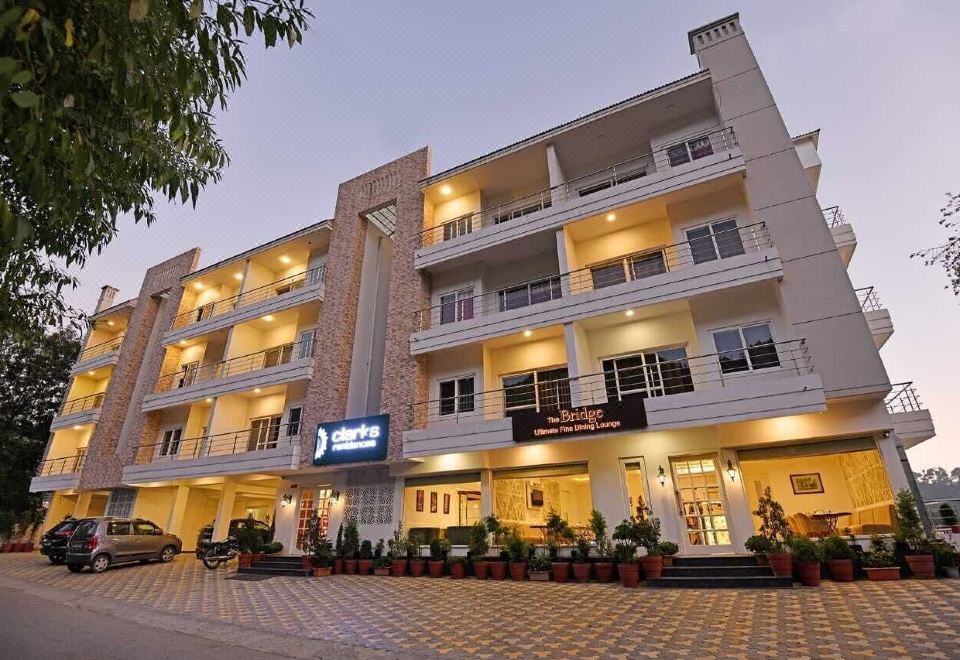 hotel overview picture