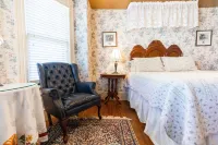 Captain Mey's Inn