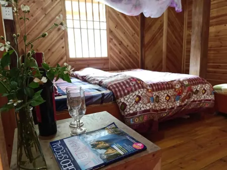 Lenh Family House - Hostel