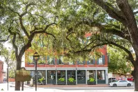 East Bay Inn, Historic Inns of Savannah Collection