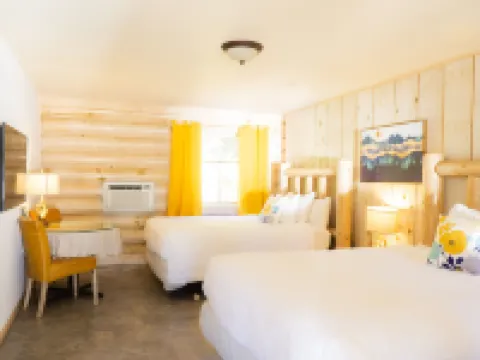 Log Inn Bonners Ferry Hotels in Boundary County