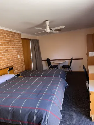 True Blue Motor Inn Hotels in West Wyalong