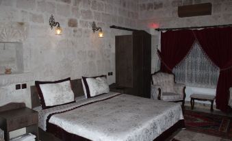 Dilek Tepesi Cave Hotel