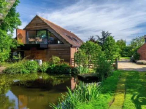 14 Acres Hotels in Daventry District