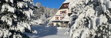 Schlosshotel Seewirt