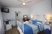 Bluewater Guesthouse Hotels in Bluewater Bay
