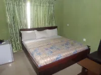 Terris Hotel and Suites Các khách sạn ở Ojodu