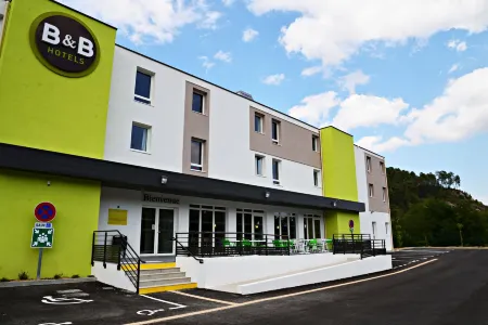B&B Hotel Alès - Pôle Mécanique Отели в г. Русон