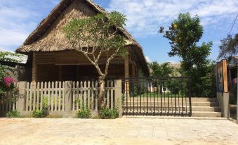 Lang Bien Homestay