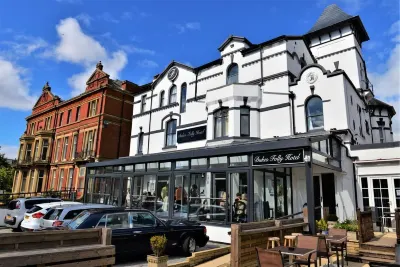 Dukes Folly Hotel Hotels in Сауспорт