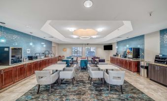 La Quinta Inn & Suites by Wyndham PCB Pier Park Area