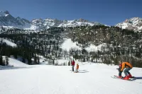 Vvf Queyras فنادق في Saint-Veran