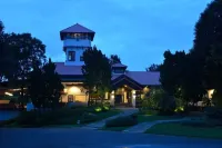 Rabbiz Hill Resort Hotels near Kung Wiman Beach