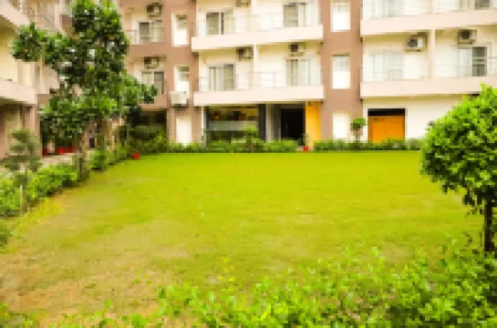Hotel Shri Radha Nikunj Vrindavan Opposite Prem Mandir