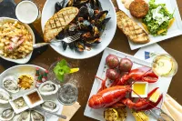 Spruce Point Inn Resort and Spa - breakfast