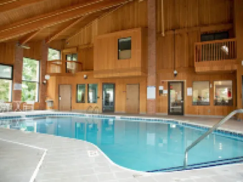 Lomira Inn and Suites Hotels in Dodge County