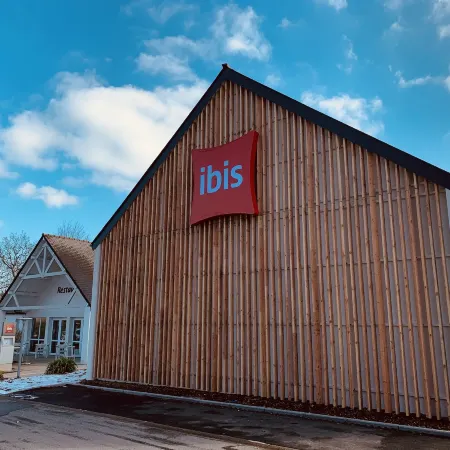 Ibis Brest Kergaradec Aéroport