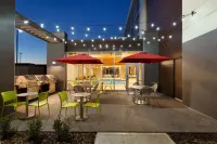 Home2 Suites by Hilton West Edmonton